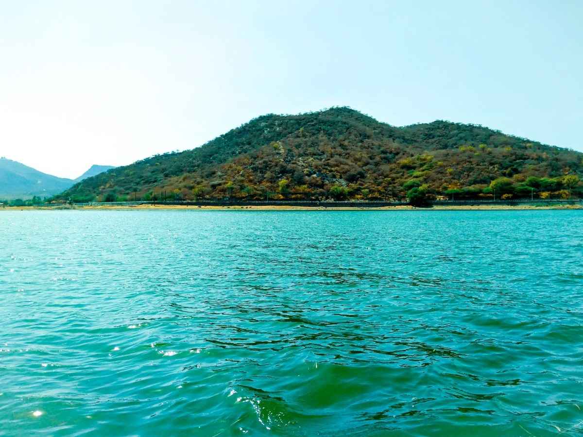 Fateh Sagar Lake